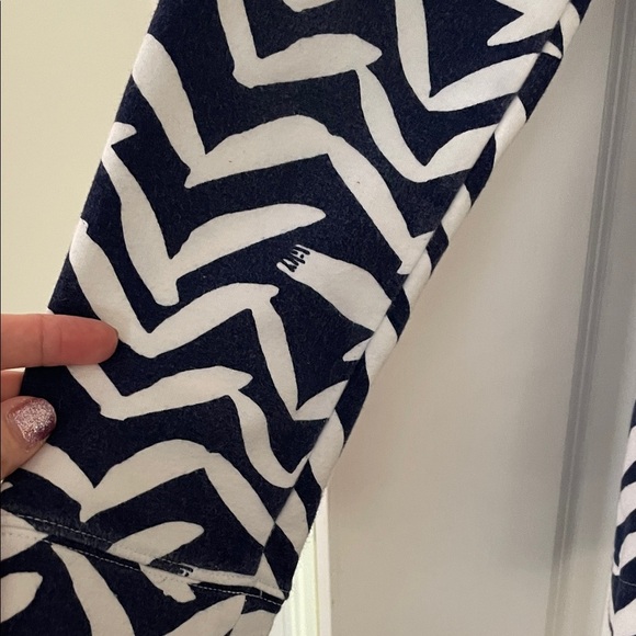 Lilly Pulitzer Navy and White Quarter Zip - Picture 6 of 11